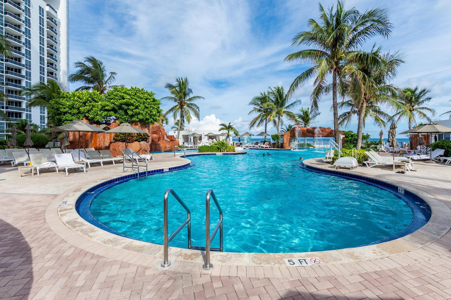 Trump Intl 2 Bedroom Apartment 1600 Sqf Ocean Front Miami Beach Dış mekan fotoğraf