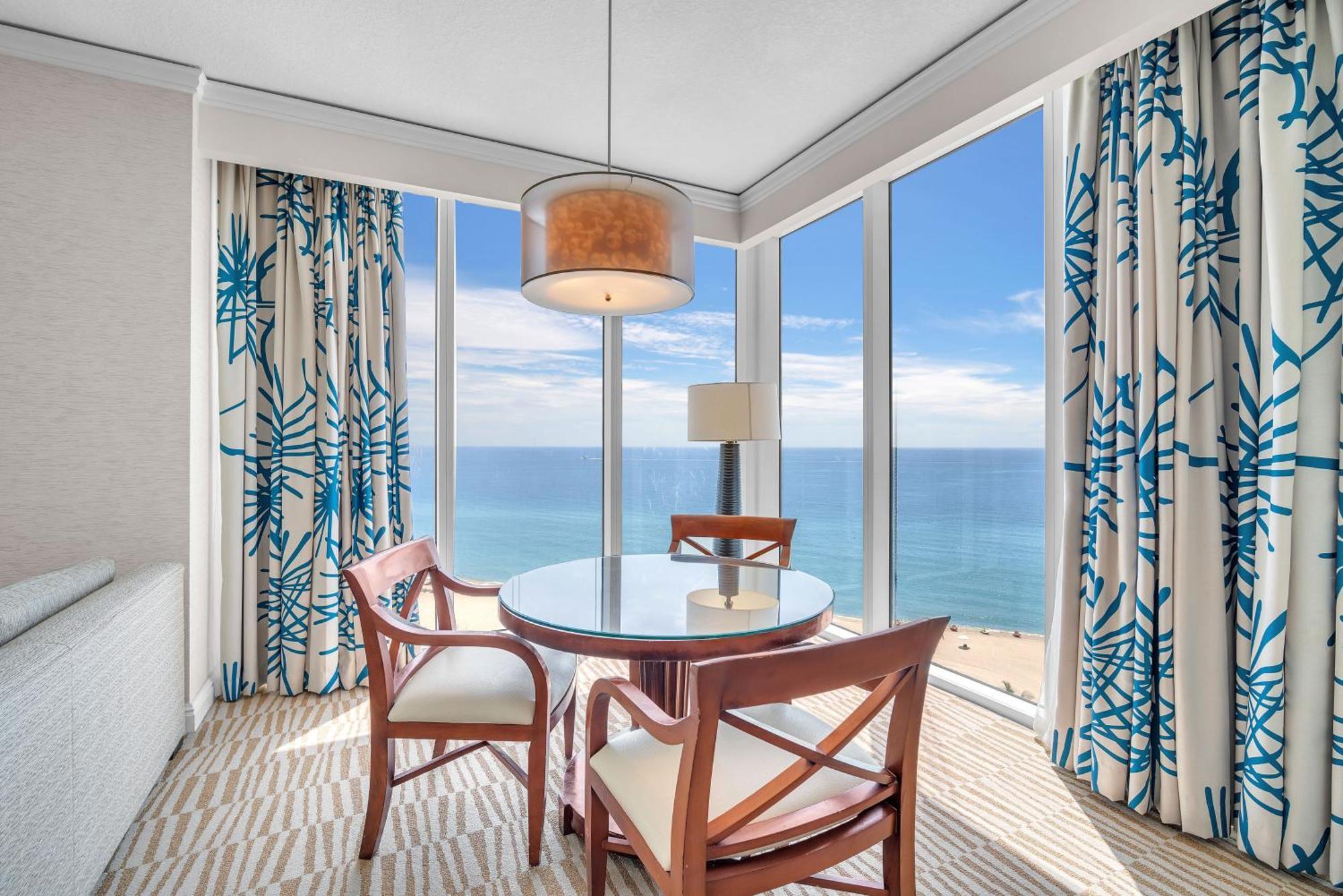 Trump Intl 2 Bedroom Apartment 1600 Sqf Ocean Front Miami Beach Dış mekan fotoğraf