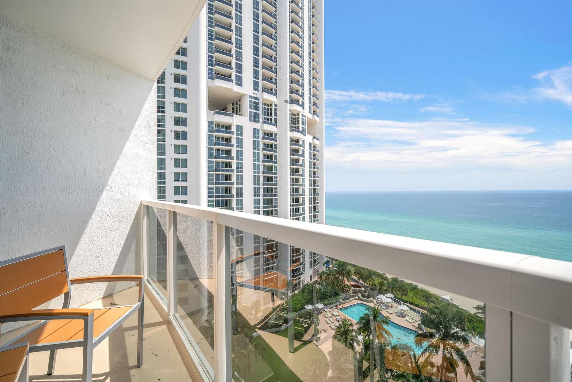 Trump Intl 2 Bedroom Apartment 1600 Sqf Ocean Front Miami Beach Dış mekan fotoğraf
